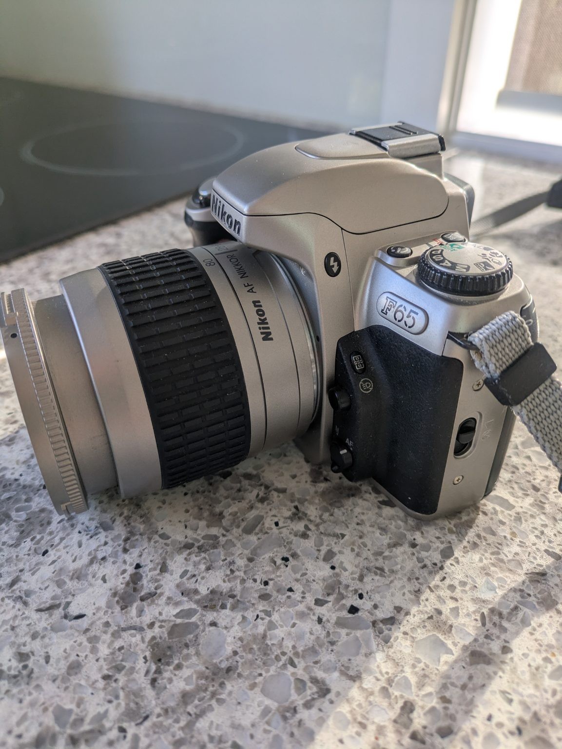 Nikon F65, Nikkor AF 28-80mm 1:3.3 - 5.6 G lens plus accessories