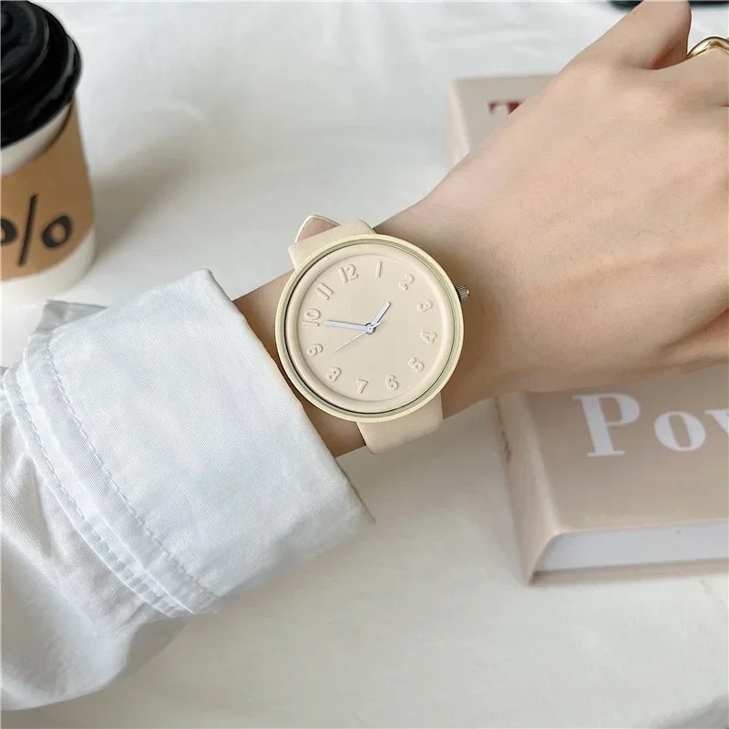 Women Quartz Watch  Macaron Color Retro Digital Wristwatch