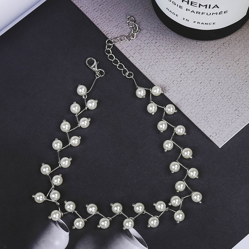 Womens Simulated Pearls Necklace