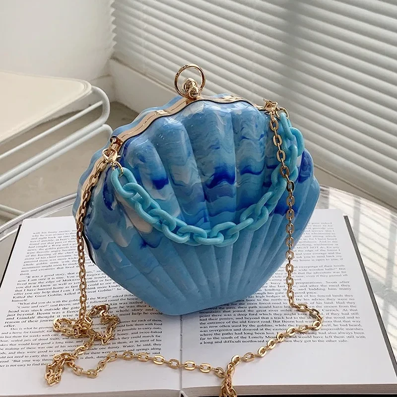 Printed One-shoulder Crossbody Chain Shell Bag