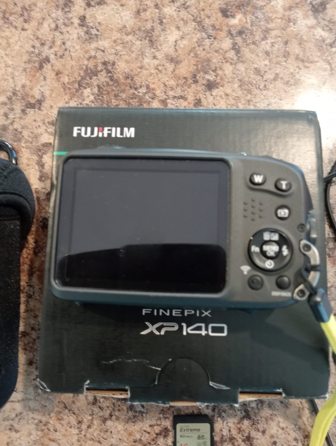 Fujifilm XP140 Waterproof 25m 16Mb sensor- 5x optical zoom EIS Camera