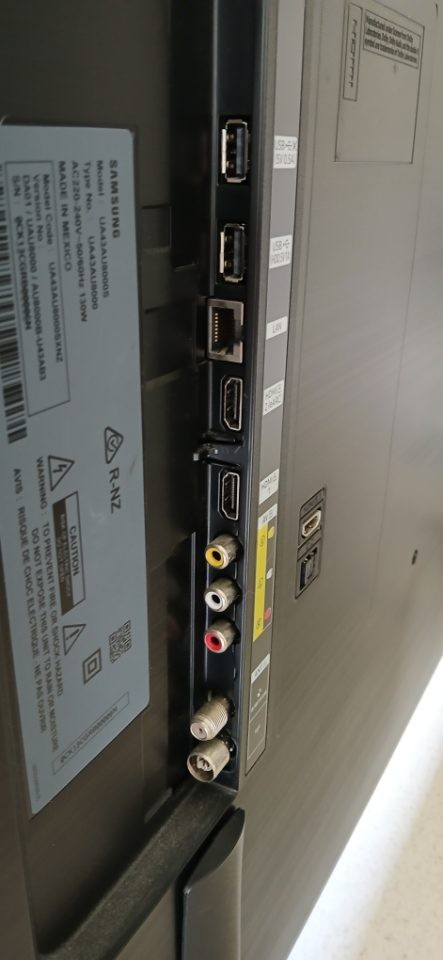 Samsung 43in 4K UHD Smart TV