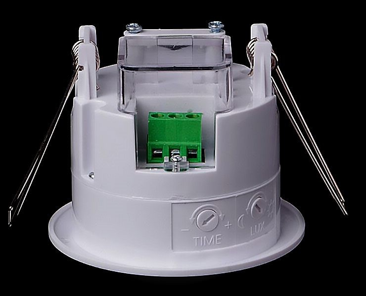 230V Light & Motion PIR Sensor. Simple Ceiling Mount 5~600 secs. Upgraded model