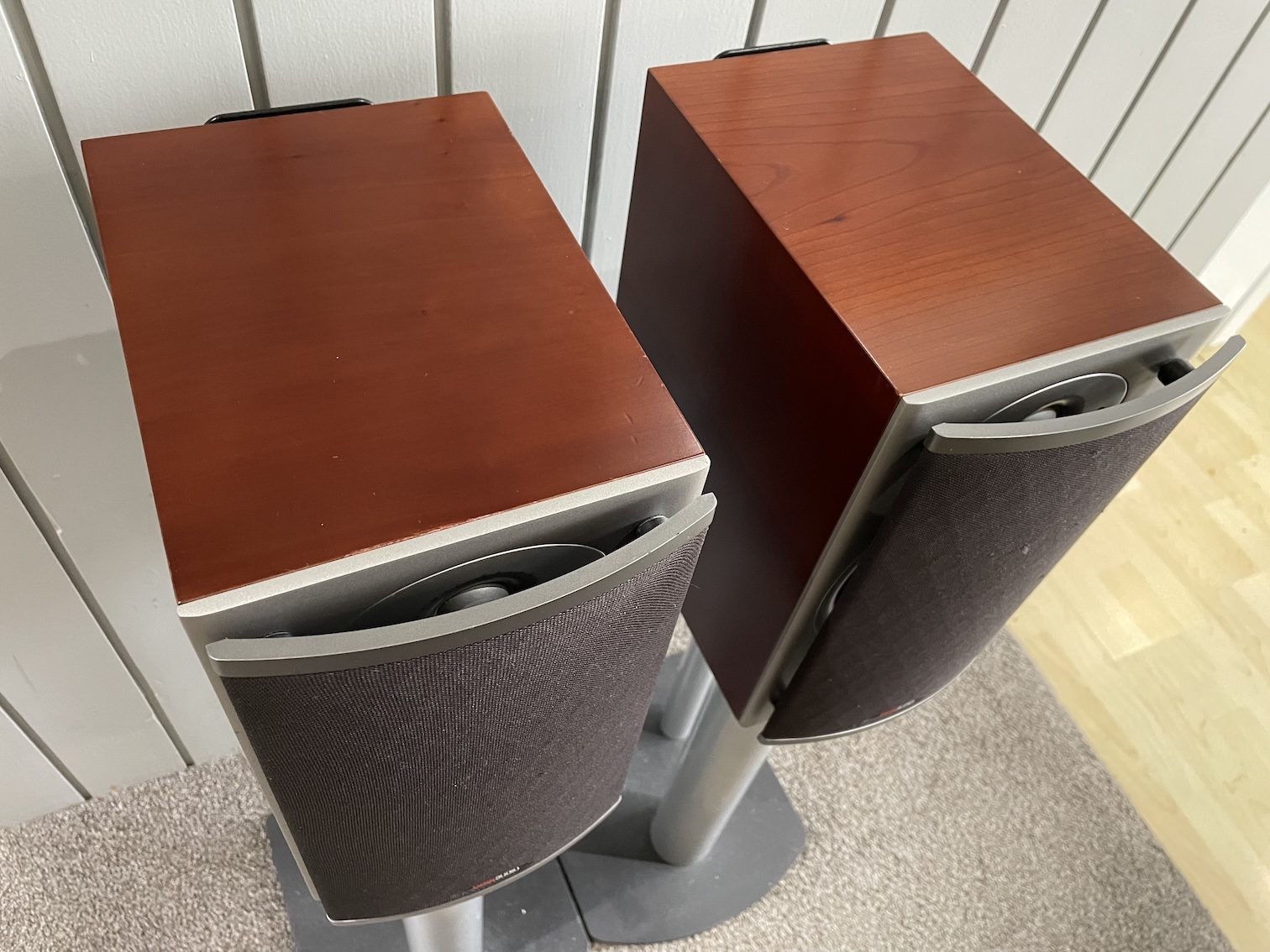 Polk Audio RTi4 Bookshelf speakers