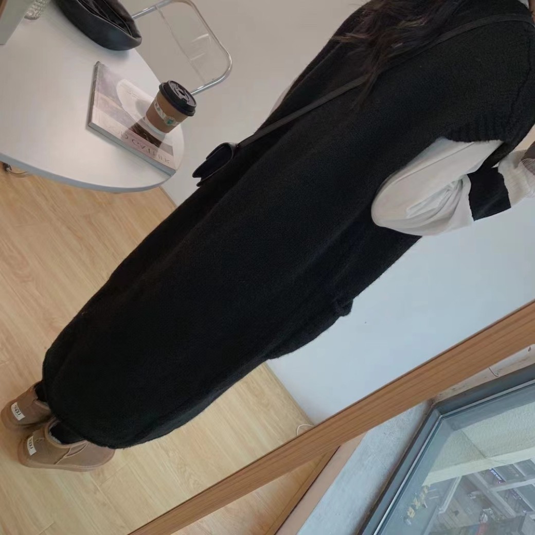 Autumn And Winter Loose Cold Wind Sweater And Sleeveless Dress