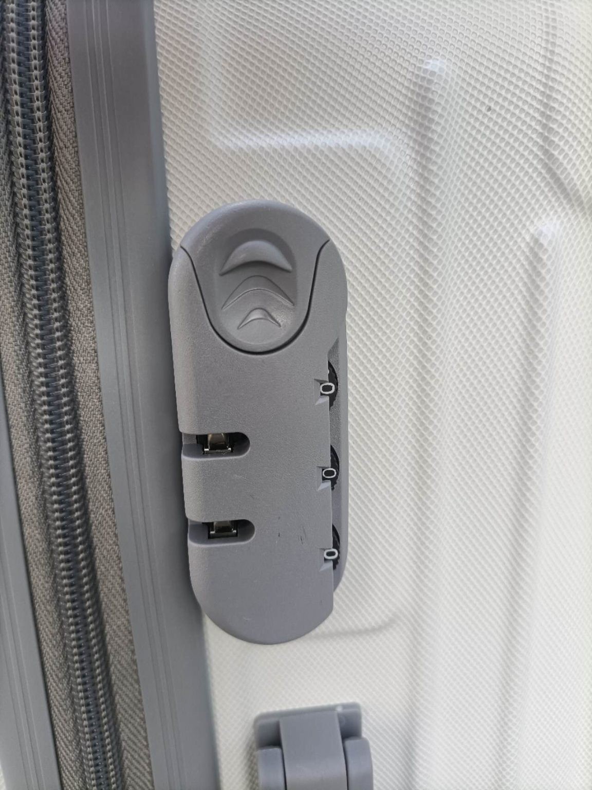 20"24"28 Cabin Carry on Check in Travel Light Weight Luggage Lock Suitcase