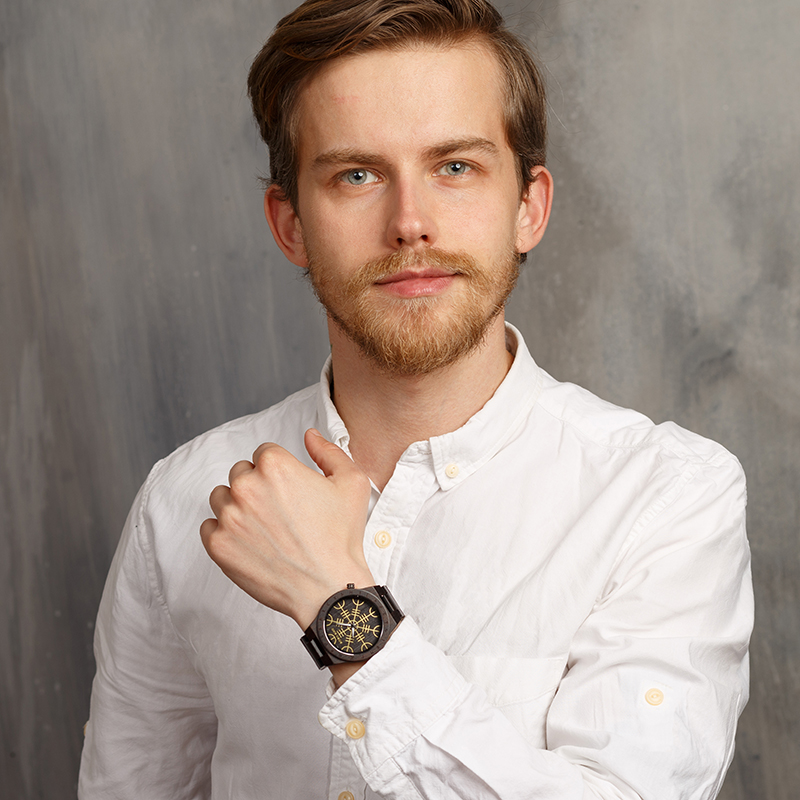 Symbol Pointer Quartz Men's Watch