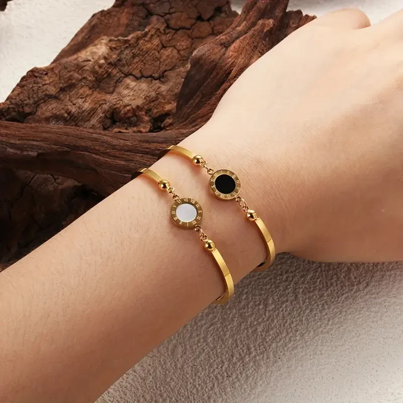 Fashion Classic Black Shell Bracelet  Gold-Plated Stainless Steel Womens Jewelry