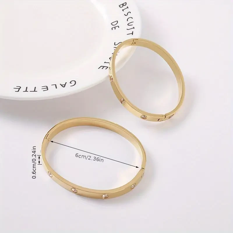 Titanium Steel Rhinestone Bangle  Niche Oval Hand Jewelry for Ladies