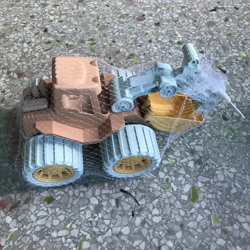 Sturdy Large Beach Sand Play Set