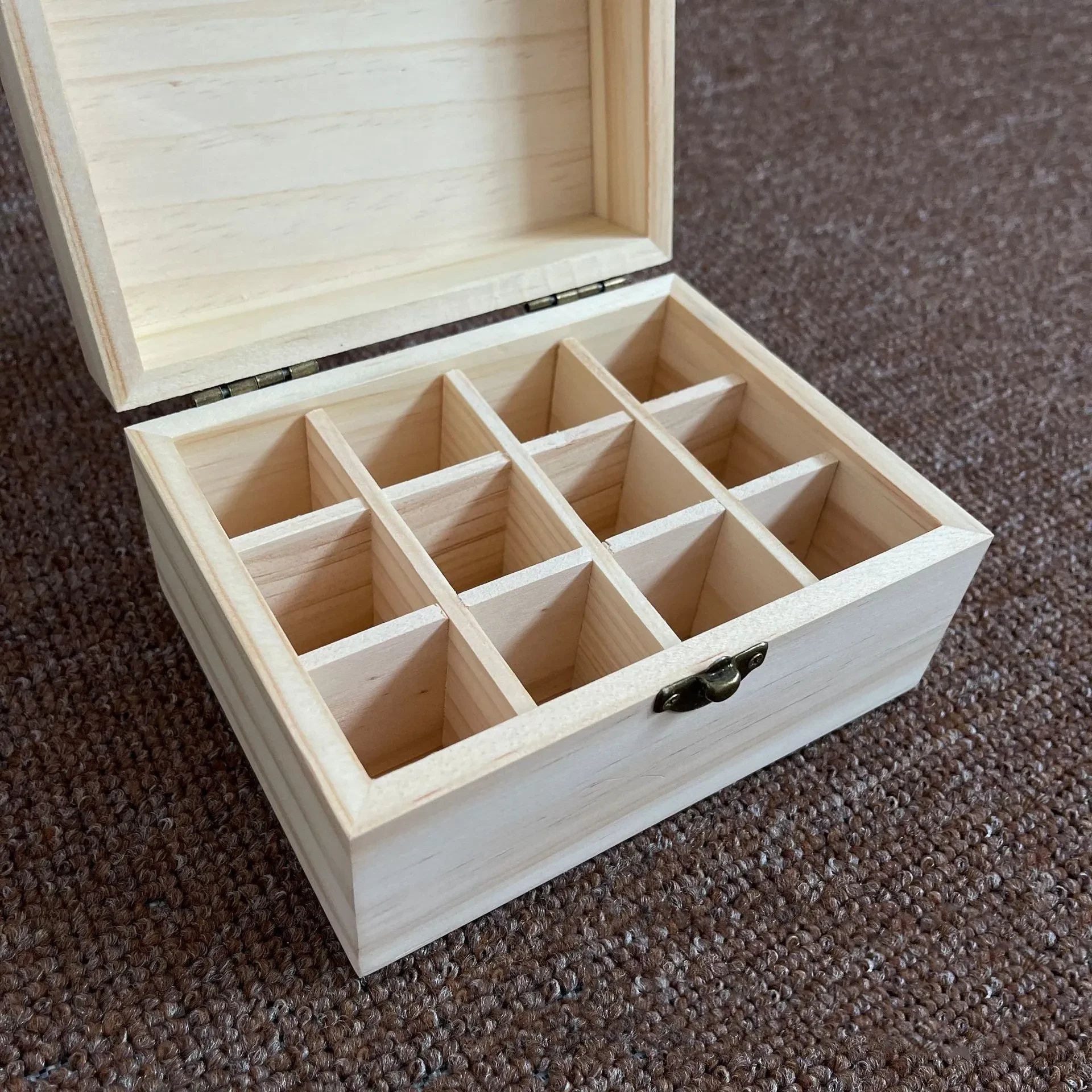 Custom Wooden Square Pine Essential Oil Storage Bag
