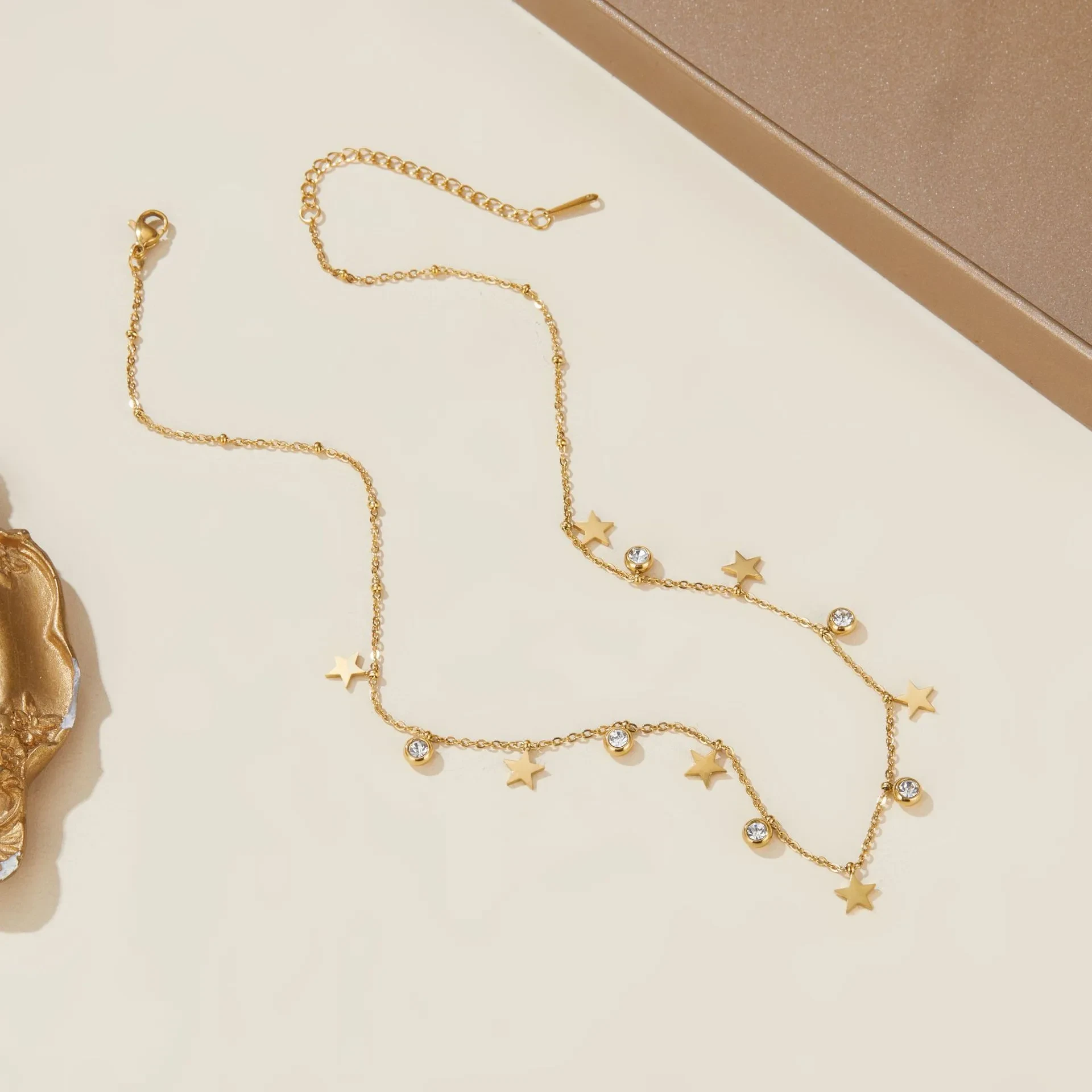 Fashion Simple Rhinestone Five-pointed Star Butterfly Women's Necklace