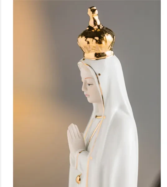 Church Family Statue Ceramic Ceremony Ornament Decoration