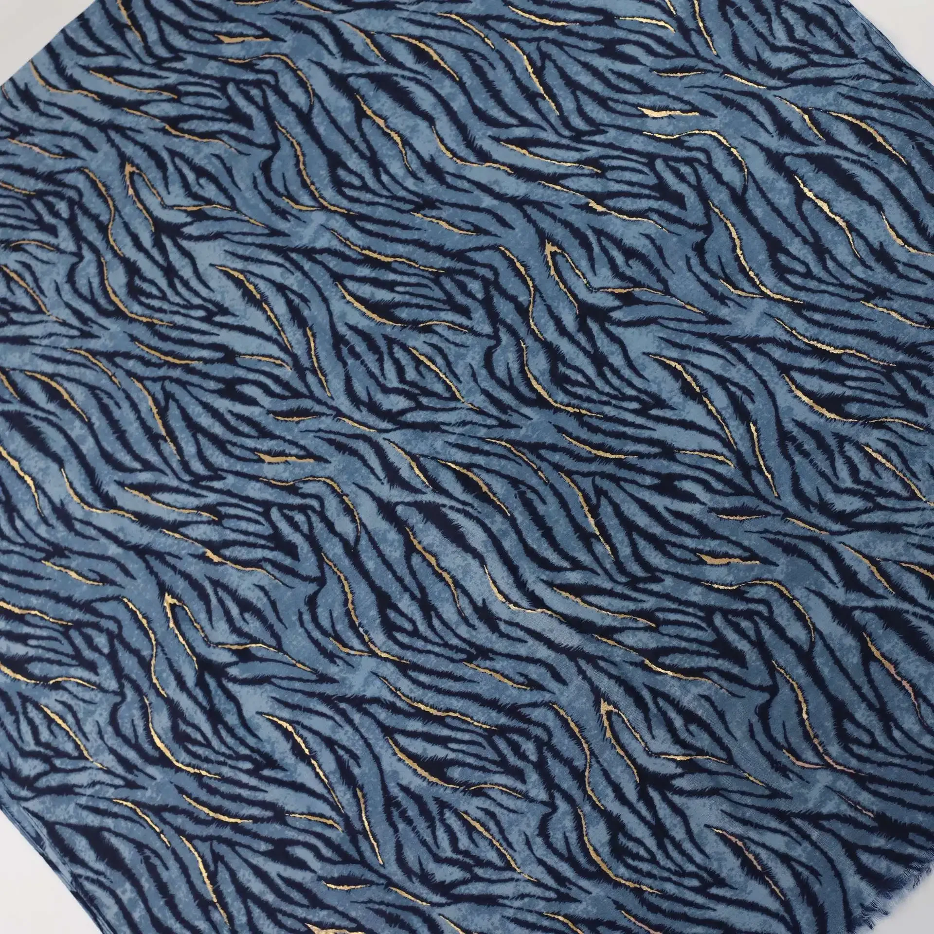 Bronzing Zebra Pattern Satin Printed Sunscreen Warm Shawl