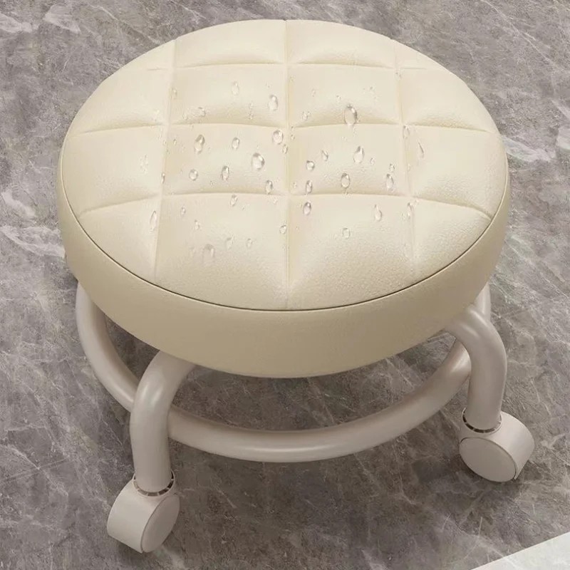 Universal Wheel Small Chair with Plastic Backrest