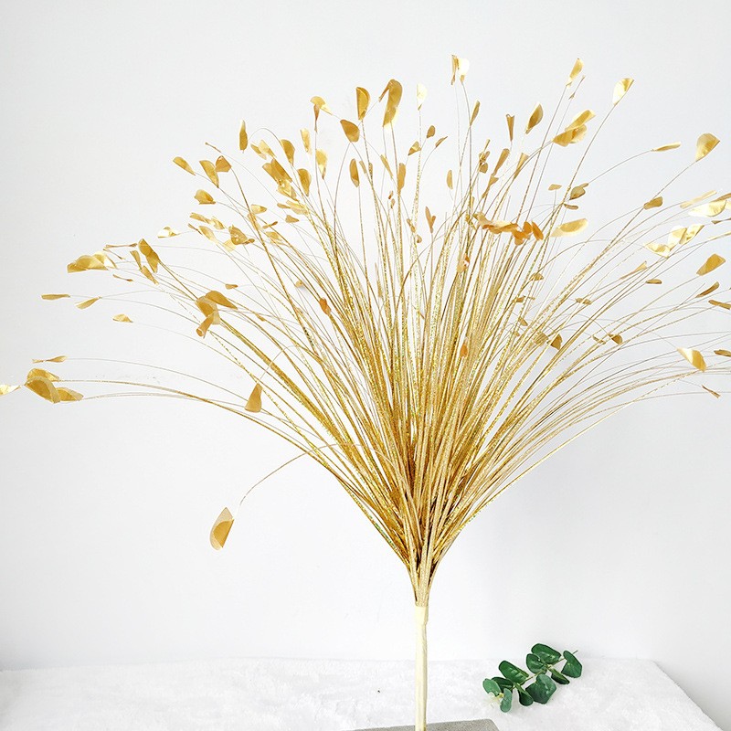 7Pcs Artificial Glitter Peacock Flower Arrangement with Reed Leaves & Onion Grass