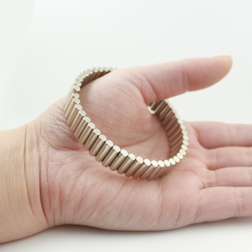 Magnetic therapy health bracelet