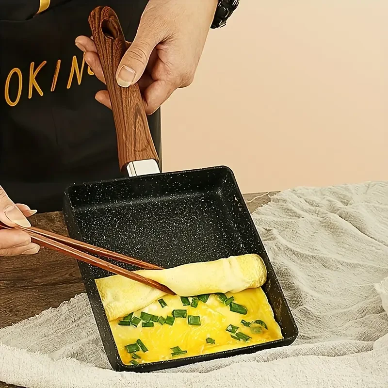 Japanese Tamagoyaki Pan with Non-Stick Coating & Imitation Wood Handle