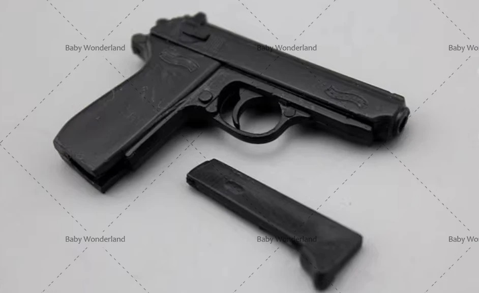 1/12 Ratio PPK Soldier Pistol Weapon Model