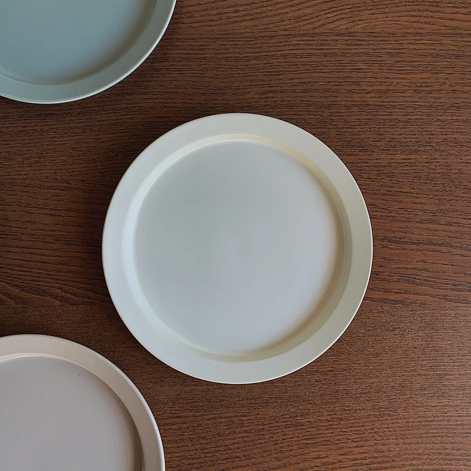 Time: April Tales ceramic dessert salad plate