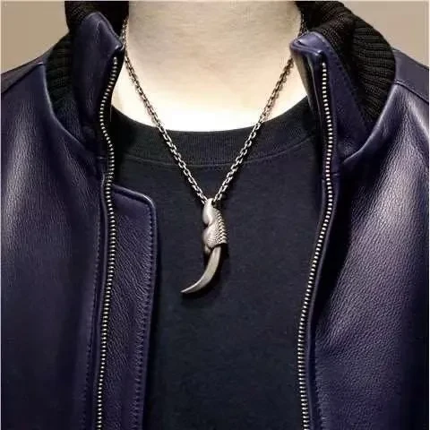 Fashion Retro Jack Wolfskin Pendant