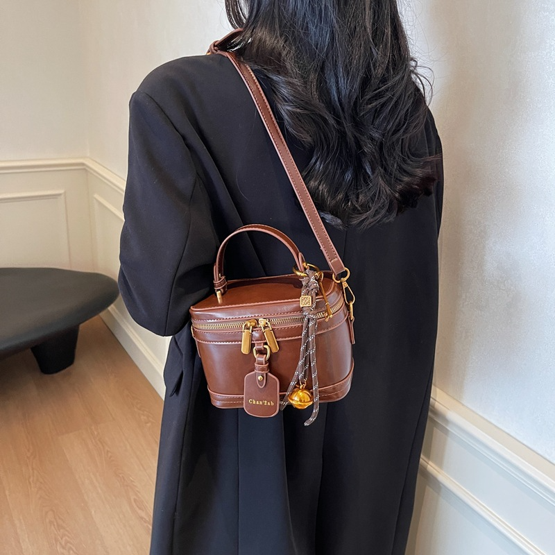 New Retro Easy Matching Shoulder Messenger Bag