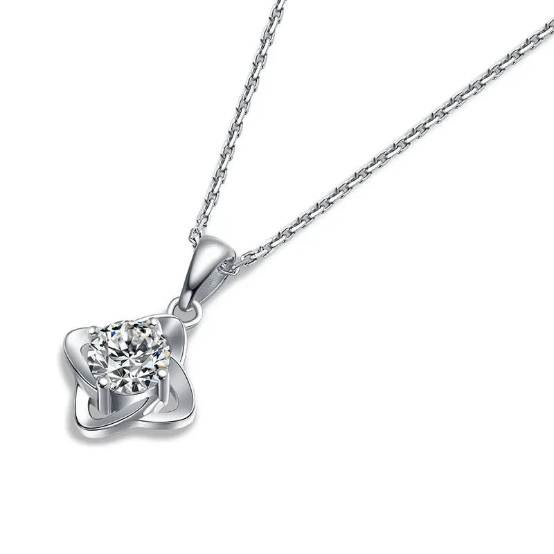Simple Mosang Diamond Charm Pendant