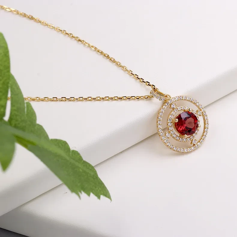 Women's Fashion Garnet Pendant Necklace