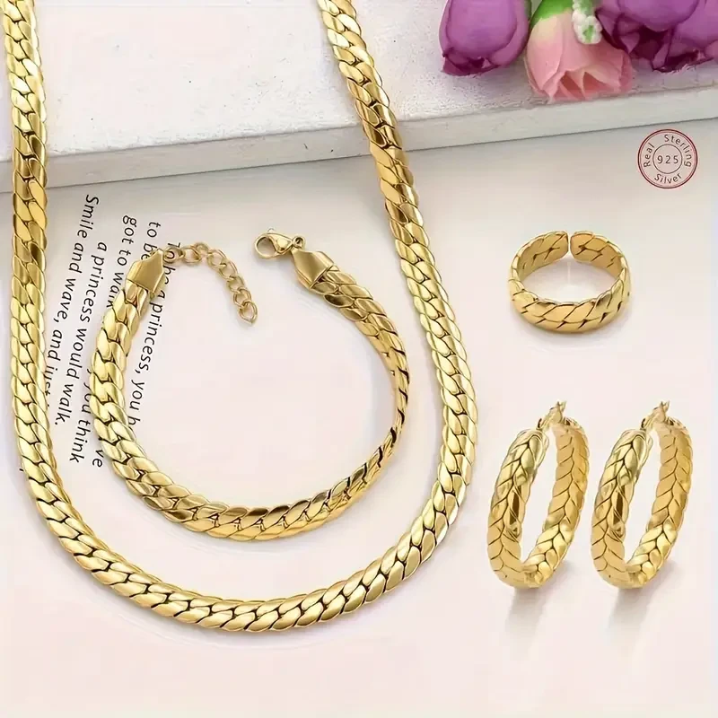 A Four Piece Jewelry Set with 925 Silver Cuban Chain Design