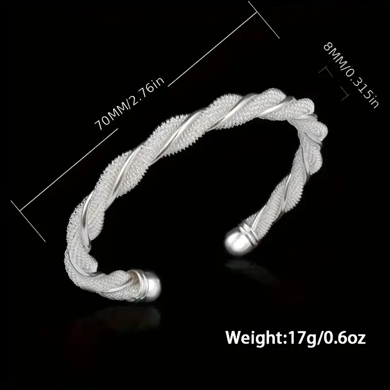 A Stylish Bracelet Made of 925 Sterling Silver with Twisted Pattern And Mesh Cuffs