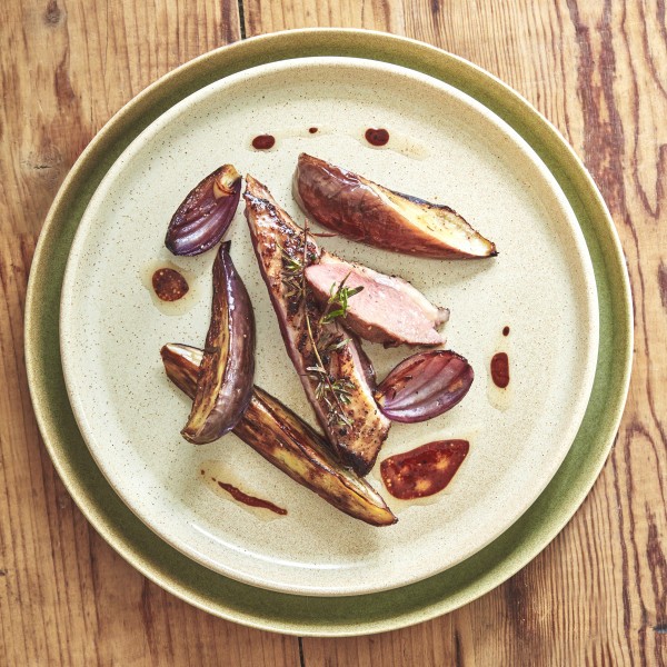 Large Plate 25cm - Clay/Ivory - Emile Henry