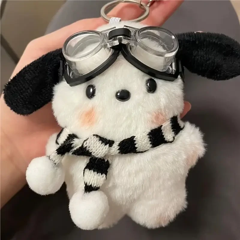 Internet celebrity Flyer blush Pochacco plush doll keychain