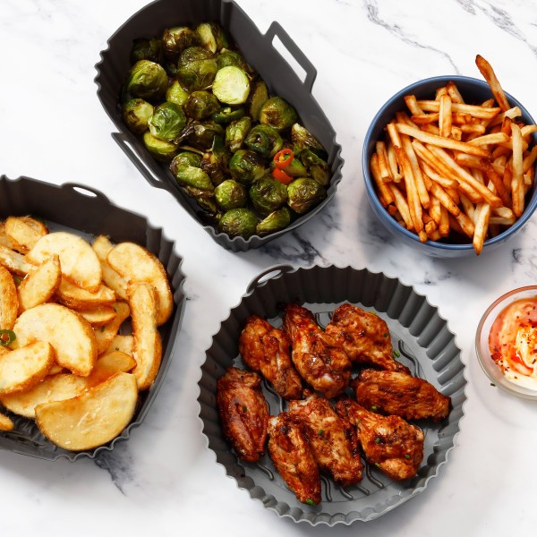 Air Fryer Basket 22cm Square w/ hand - Wiltshire