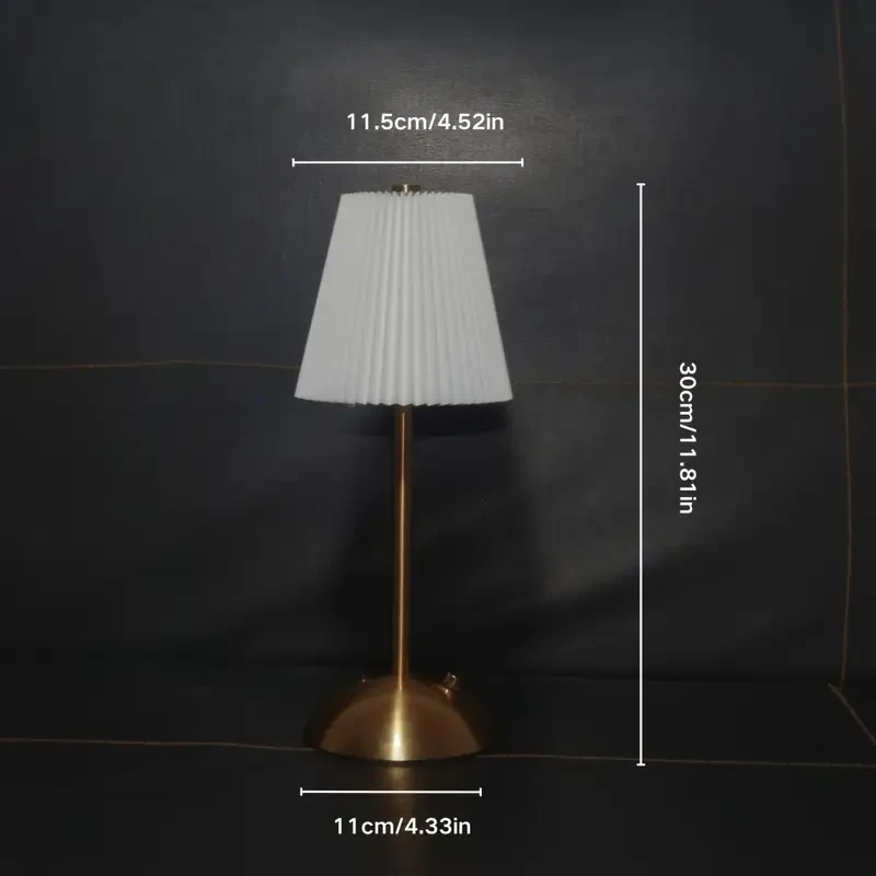 Scandinavian-Inspired Vintage Pleated Table Lamp