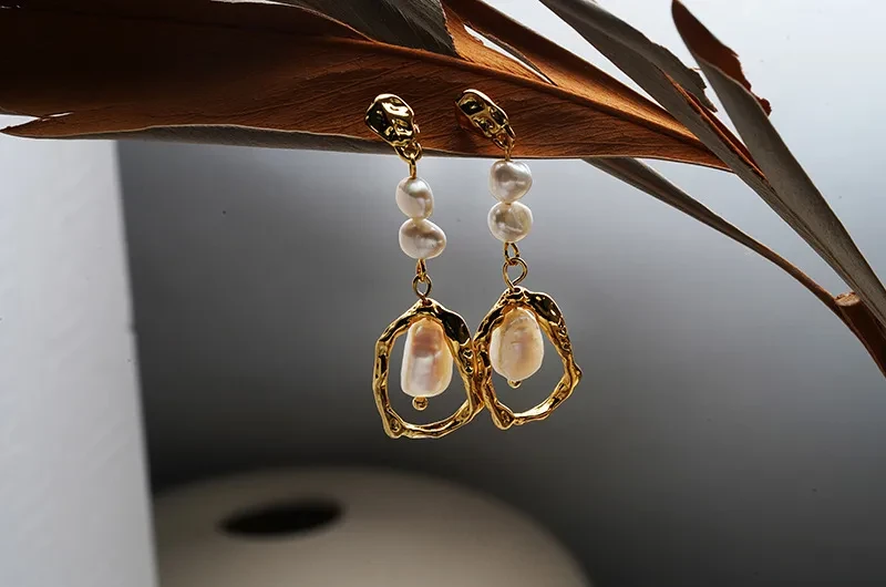 Natural Pearl Earrings Female Temperament Advanced Long Retro