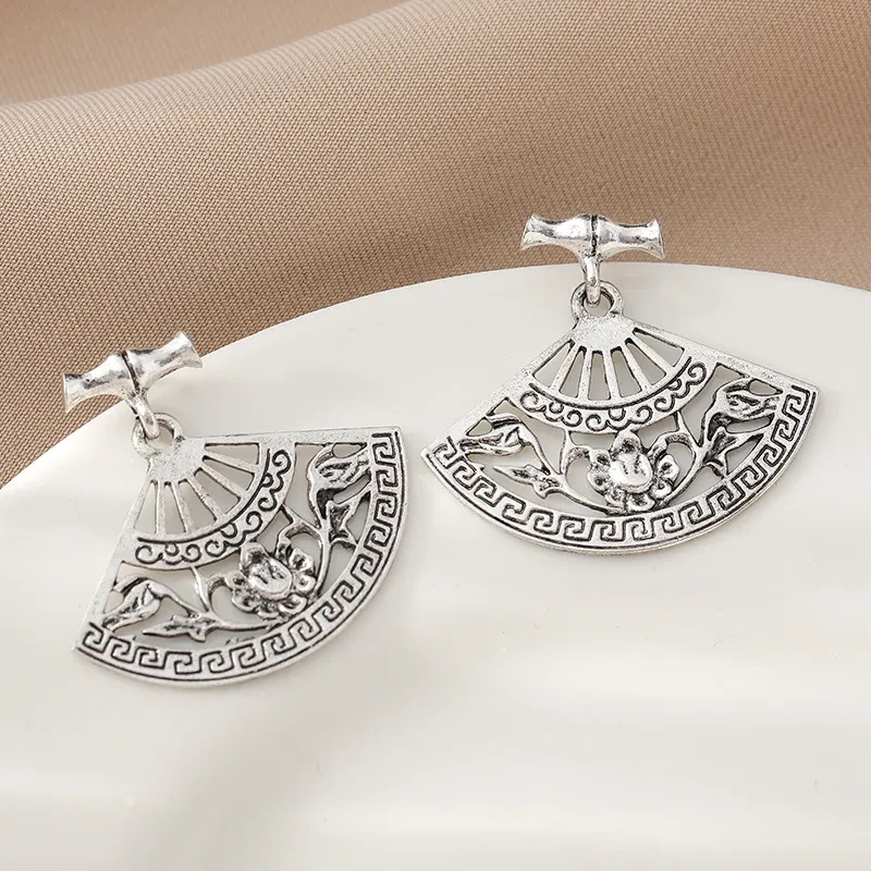 Retro Hollow Fan Classical Pattern Silver Stud Earrings