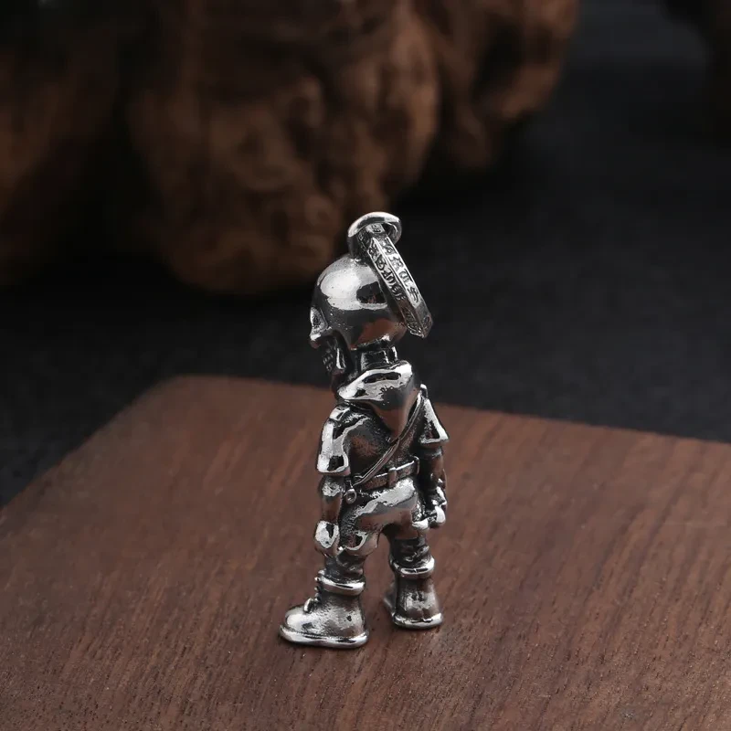 Creative Skull Soldier Pendant With Knife