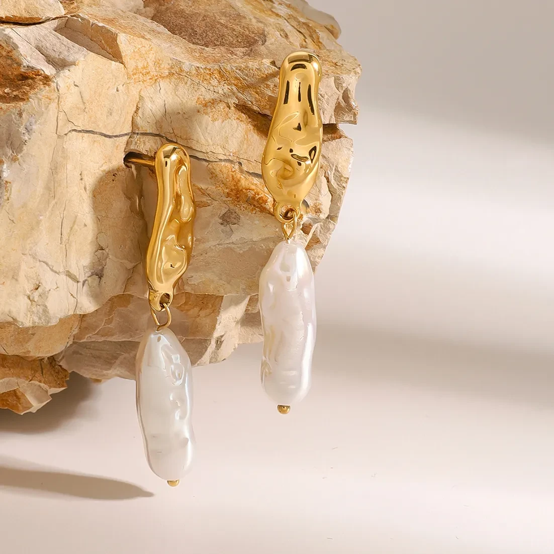 Stainless Steel Pearl Earrings High-grade Earrings