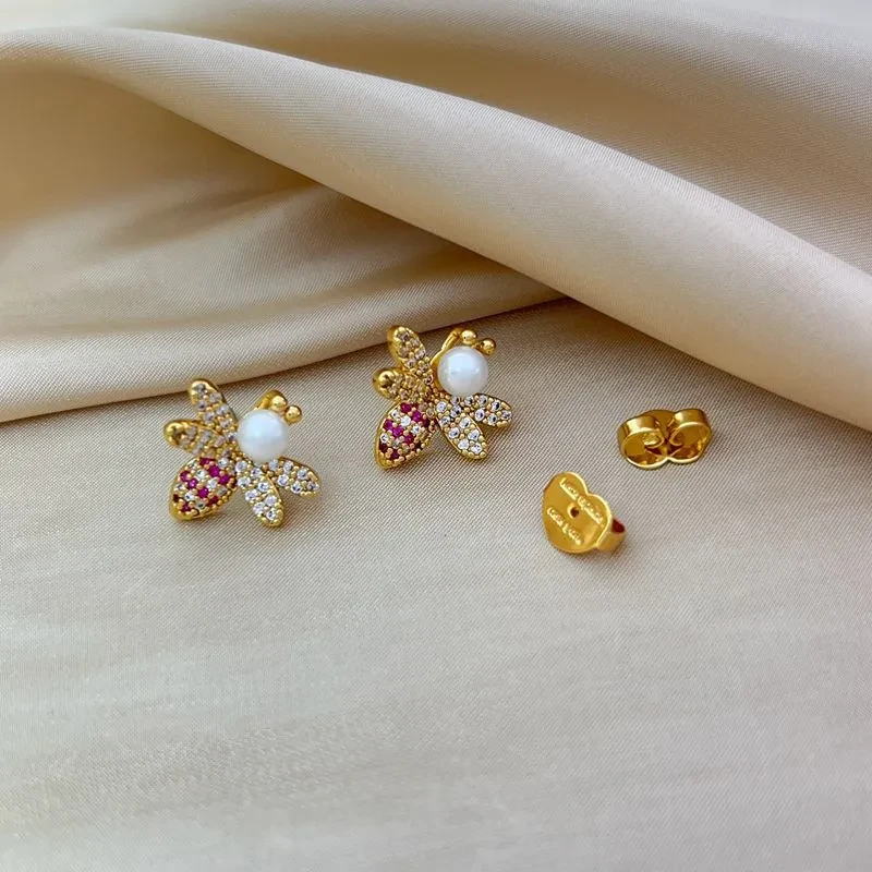 Bee Light Luxury Zircon 925 Silver Stud Earrings