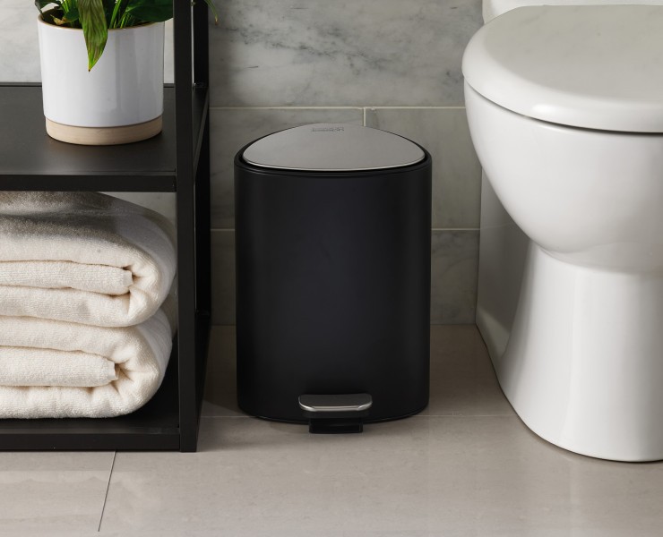Easystore 5L Pedal Bin Matte - Black  - Joseph Joseph