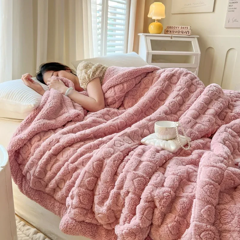 Fleece Blanket Thickened Tower Velvet Cover Blanket