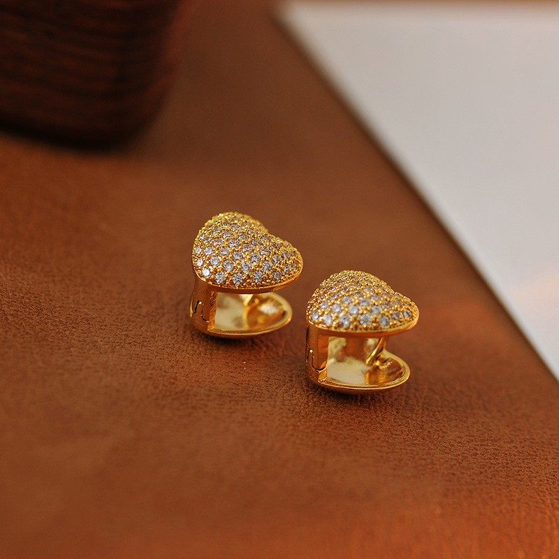 High-grade Diamond Double-sided Golden Three-dimensional Love Ear Clip Women