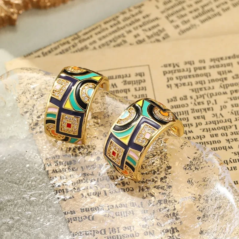 Retro Color Enamel C- Shaped Stud Earrings For Women