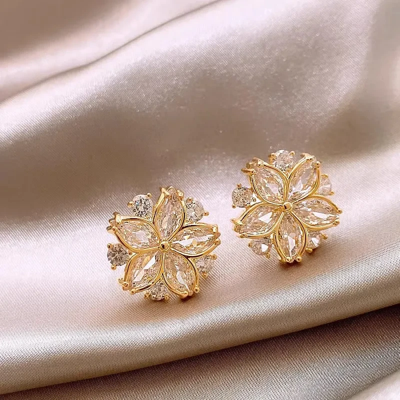 925 Sterling Silver Needle Exquisite Five Petal Flower Crystal Stud Earrings