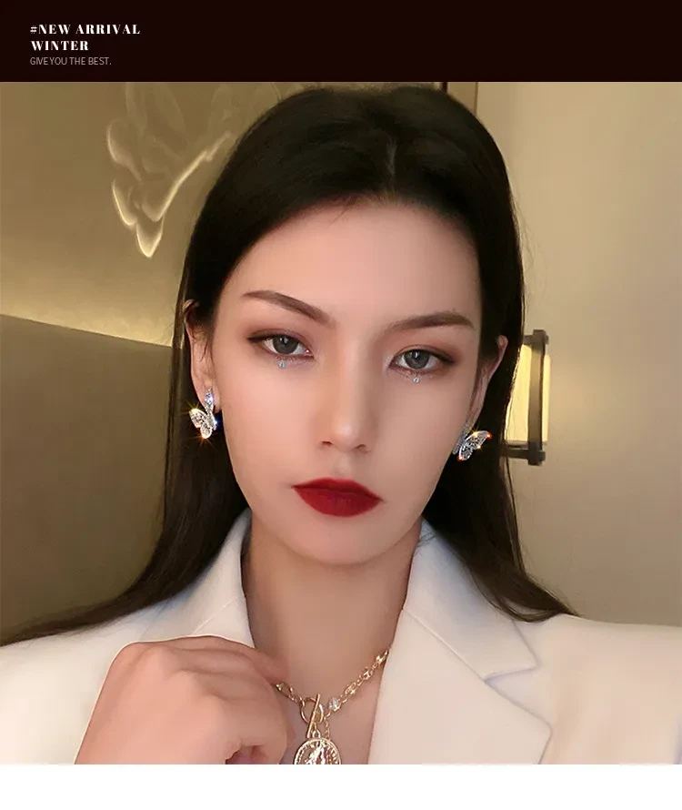 Silver Stud Rhinestone-encrusted Zircon Butterfly Studs