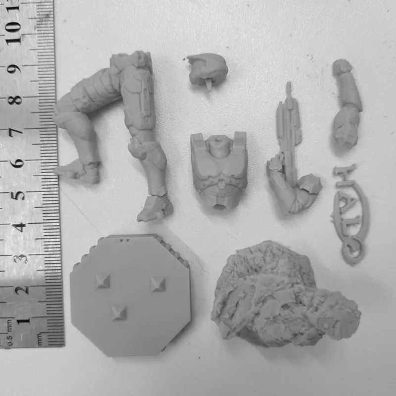 1/24 Scale Super Future Warrior Resin Body Model Kit Boy DIY Toy Gift