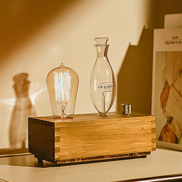 Vintage Aroma Diffuser - Ambient Lighting - Natural Wood Elegance
