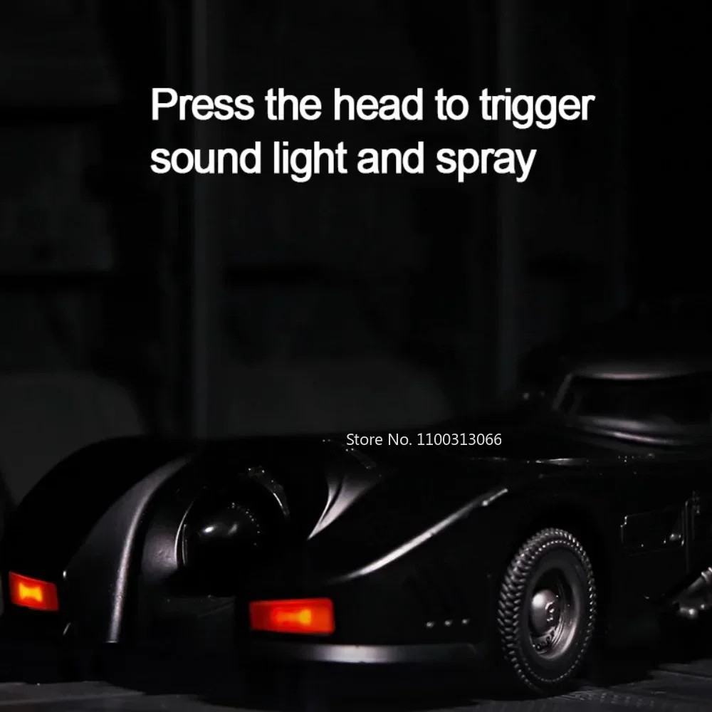 1/24 1989 Batmobile Alloy Car Model - Simulation Metal Diecast Toy Vehicle with Light and Sound