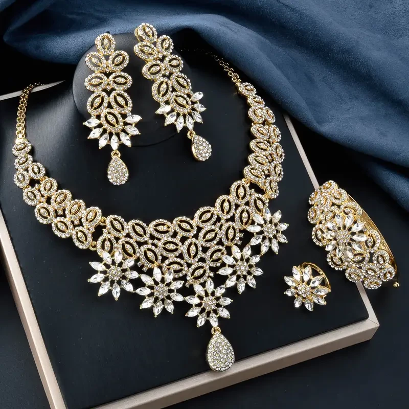 Elegant & Luxurious Women's Jewelry Set with Sparkling Zirconia Flower Pendants