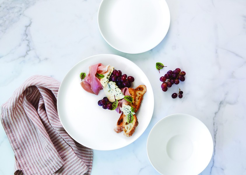 White Coupe Glass Dinner Plate 25cm  - Wiltshire